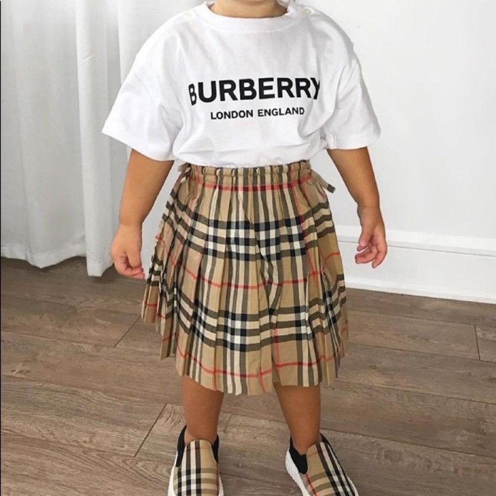 Meet your Posher, Luxury